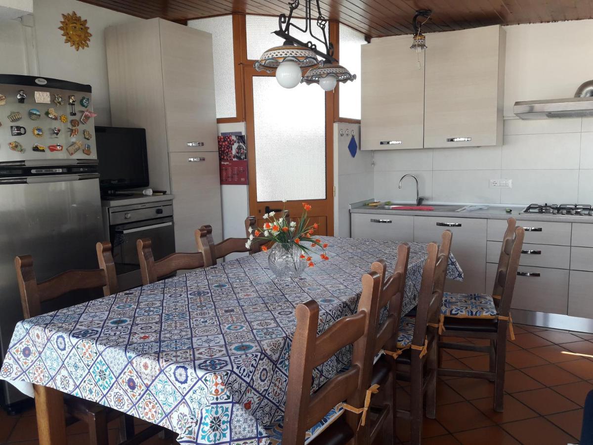 Casa Nupi Apartment Sant'Alessio Siculo Bagian luar foto